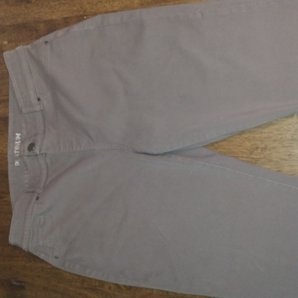 Chico's Platinum Gray Pull on Pants Size 1.5/10 - Picture 3 of 7